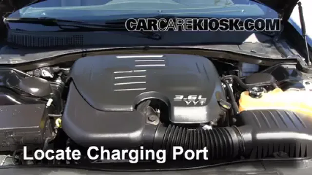 2012 Chrysler 300 Limited 3.6L V6 Air Conditioner Recharge Freon